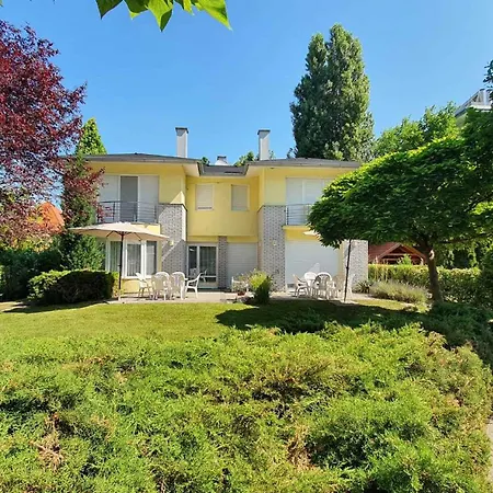 Дом отдыха In Szantod/balaton 20221